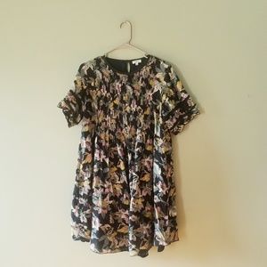Aritzia Wilfred pleated floral dress